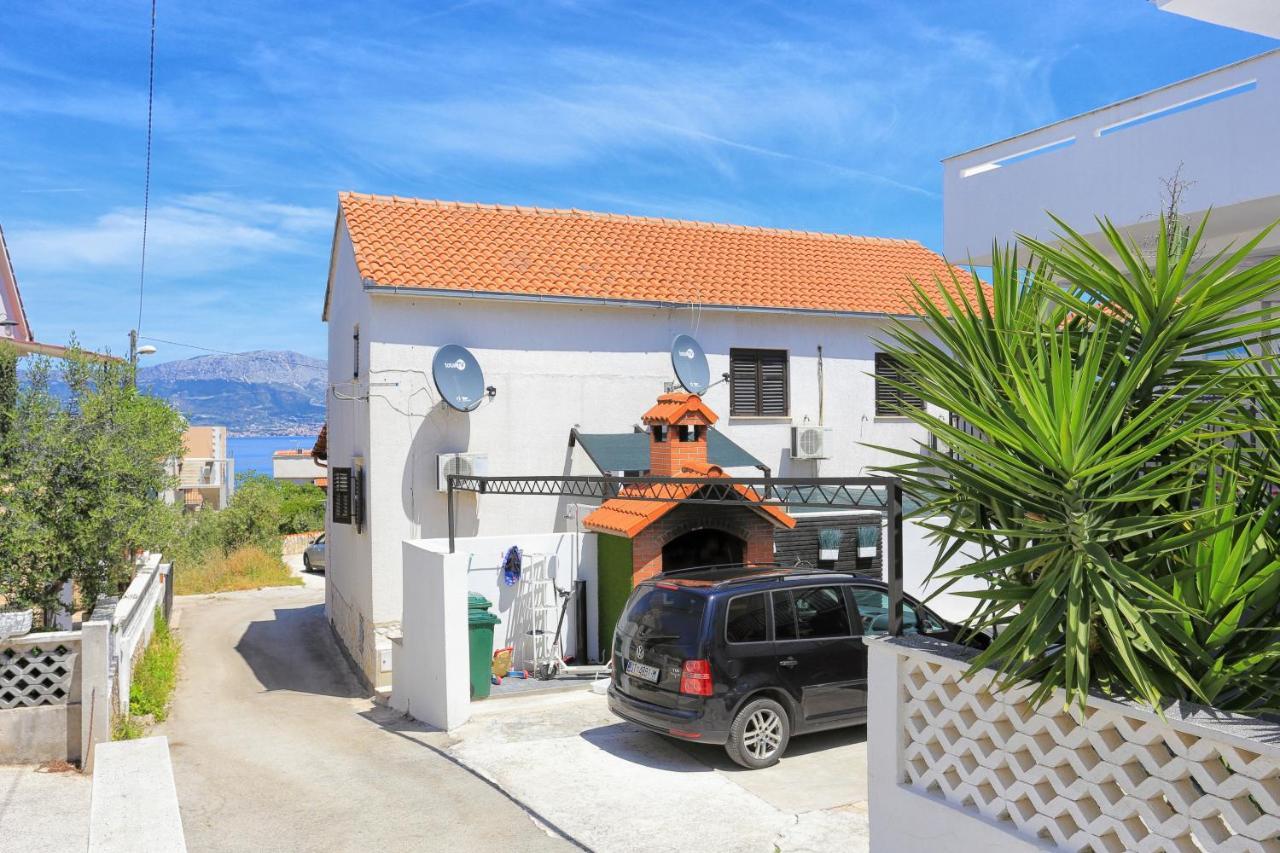 Apartments By The Sea Slatine, Ciovo - 16131 Екстериор снимка