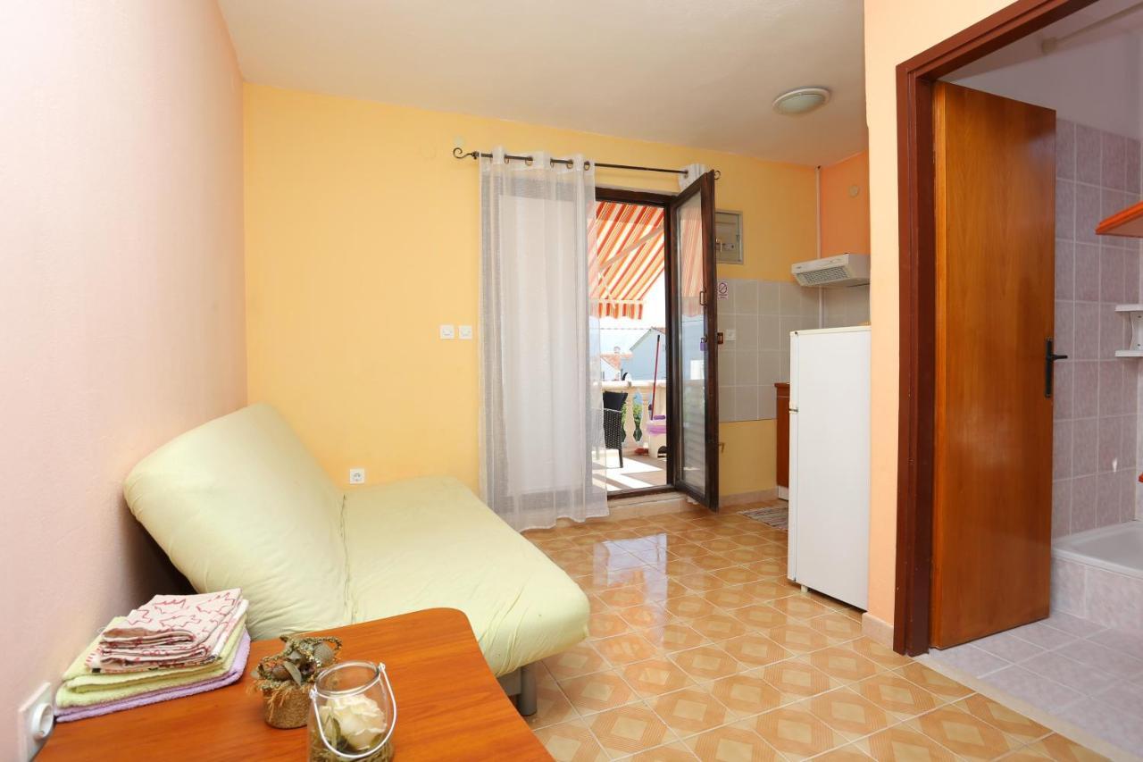 Apartments By The Sea Slatine, Ciovo - 16131 Екстериор снимка