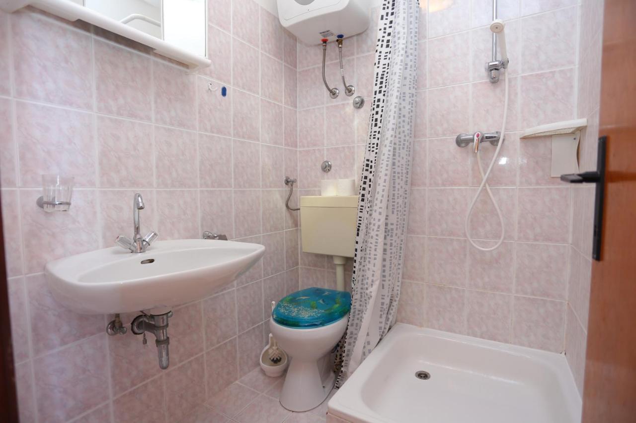 Apartments By The Sea Slatine, Ciovo - 16131 Екстериор снимка