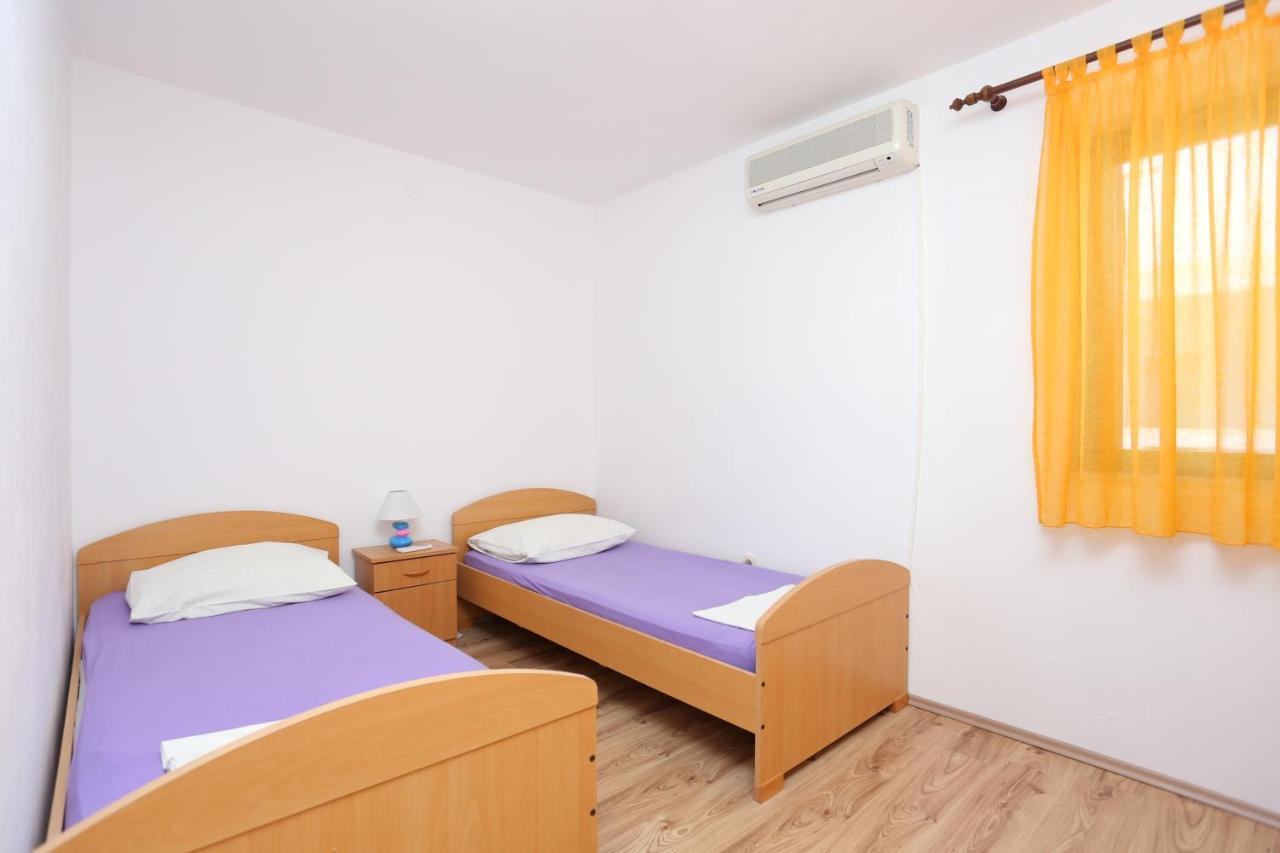 Apartments By The Sea Slatine, Ciovo - 16131 Екстериор снимка