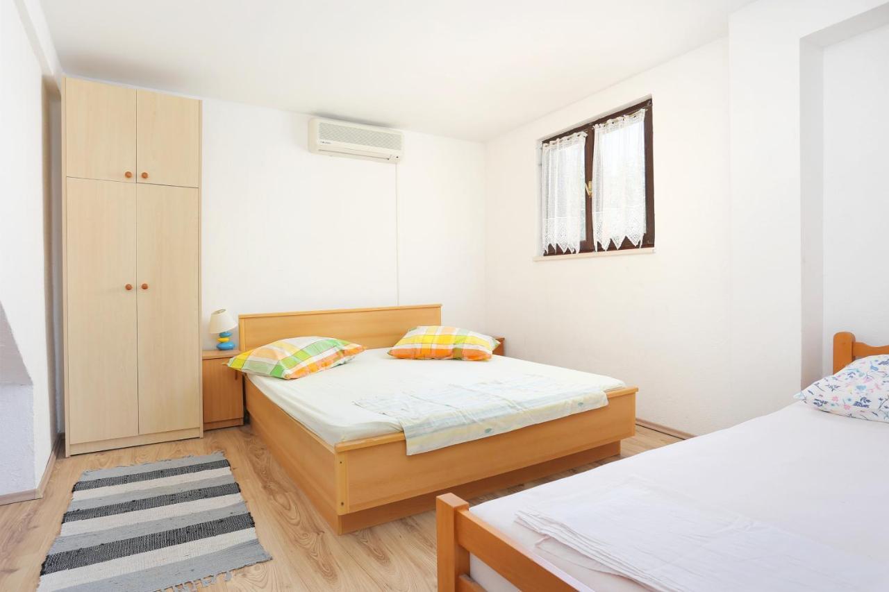 Apartments By The Sea Slatine, Ciovo - 16131 Екстериор снимка