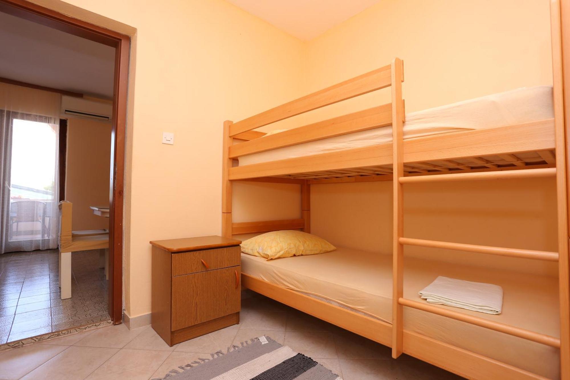 Apartments By The Sea Slatine, Ciovo - 16131 Стая снимка