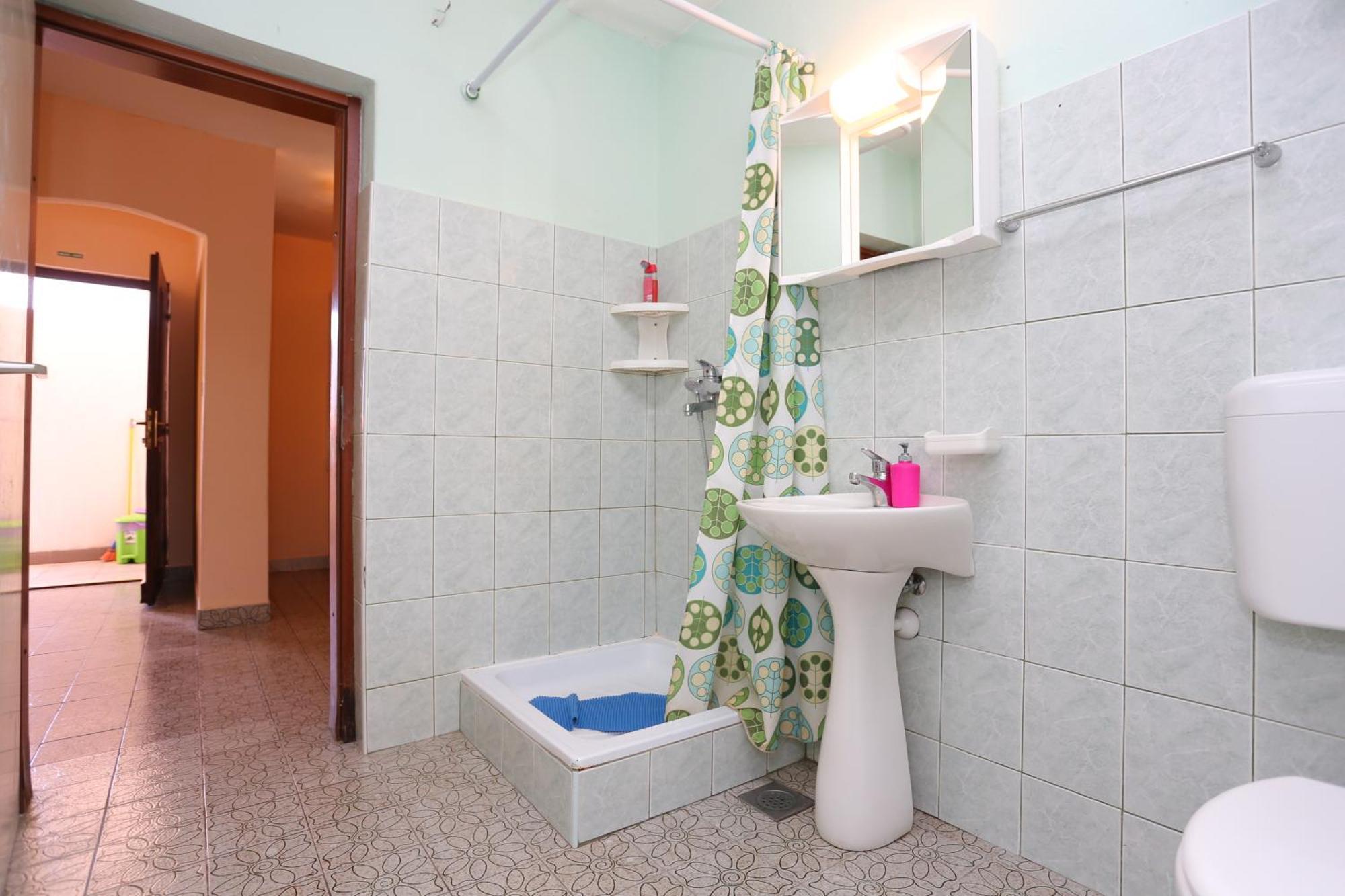 Apartments By The Sea Slatine, Ciovo - 16131 Стая снимка
